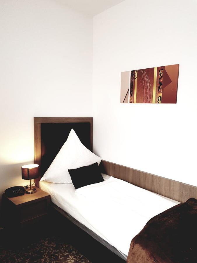 Hotel Dormir Moers Exterior foto
